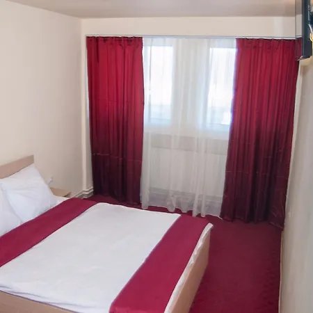 Hotel Dumbrava Minunata *