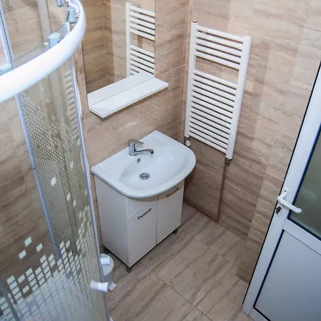 Hotel Dumbrava Minunata *