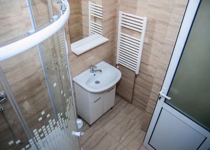 ホテル Dumbrava Minunata *